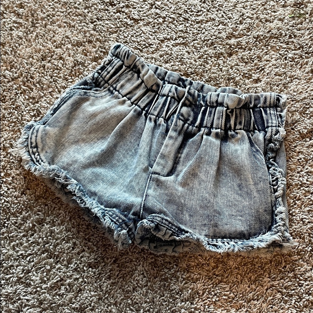 Jessica Simpson 4T Light Blue Acid Wash Denim Shorts with Frayed Hem